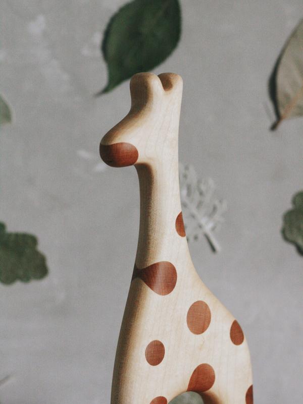 Tatelplota – Wooden Pull Along Giraffe Amelie 5