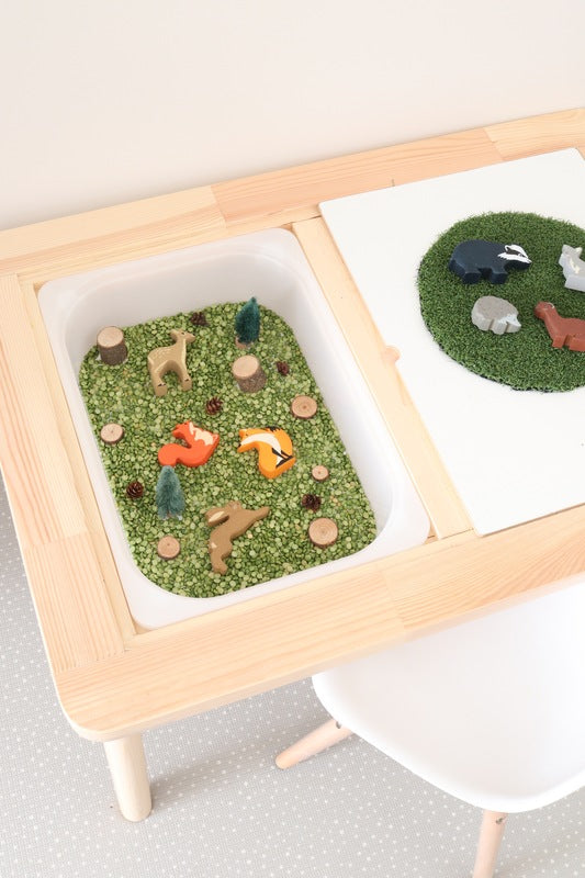 Tender Leaf Toys &#8211; 1 Piece Woodland Animals Display Shelf Set ds